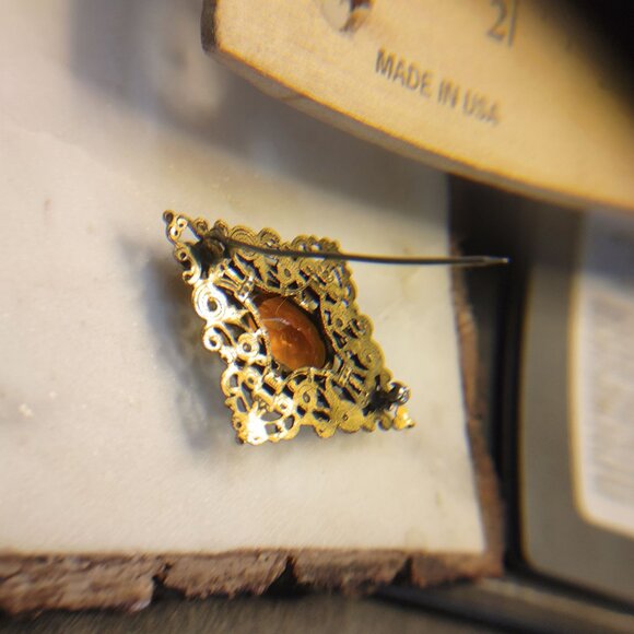 Antique Victorian Brass Filigree Brooch Yellow Orange Amber Colored Glass - Picture 16 of 16